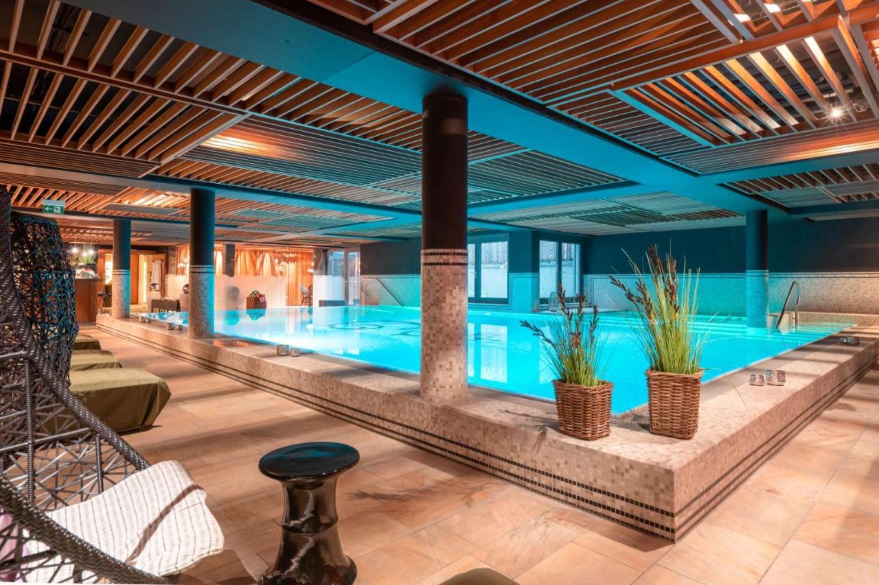 Hotel-Restaurant Erbprinz Эттлинген Экстерьер фото The spa at the Hotel de la Tour