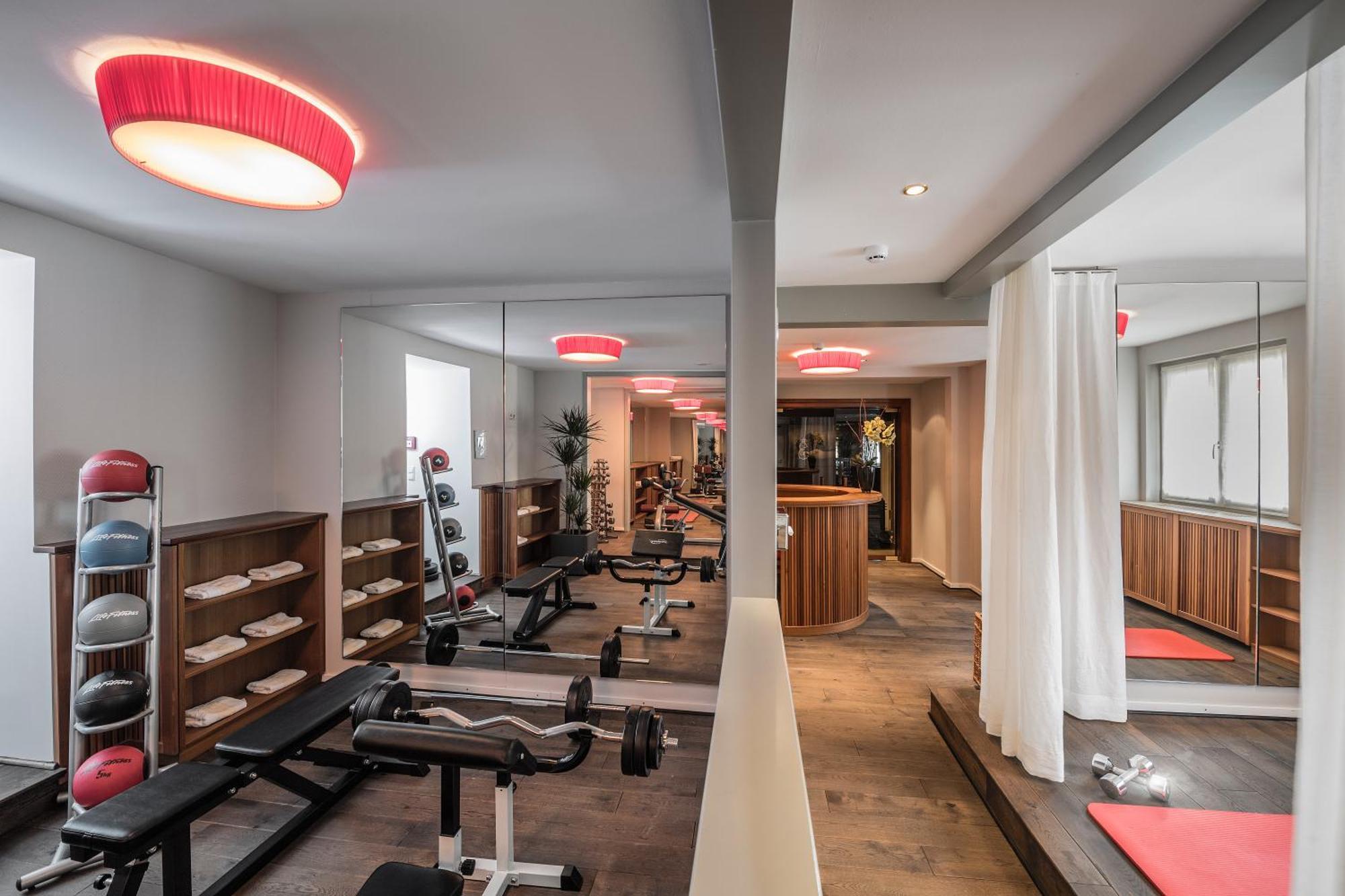Hotel-Restaurant Erbprinz Эттлинген Экстерьер фото