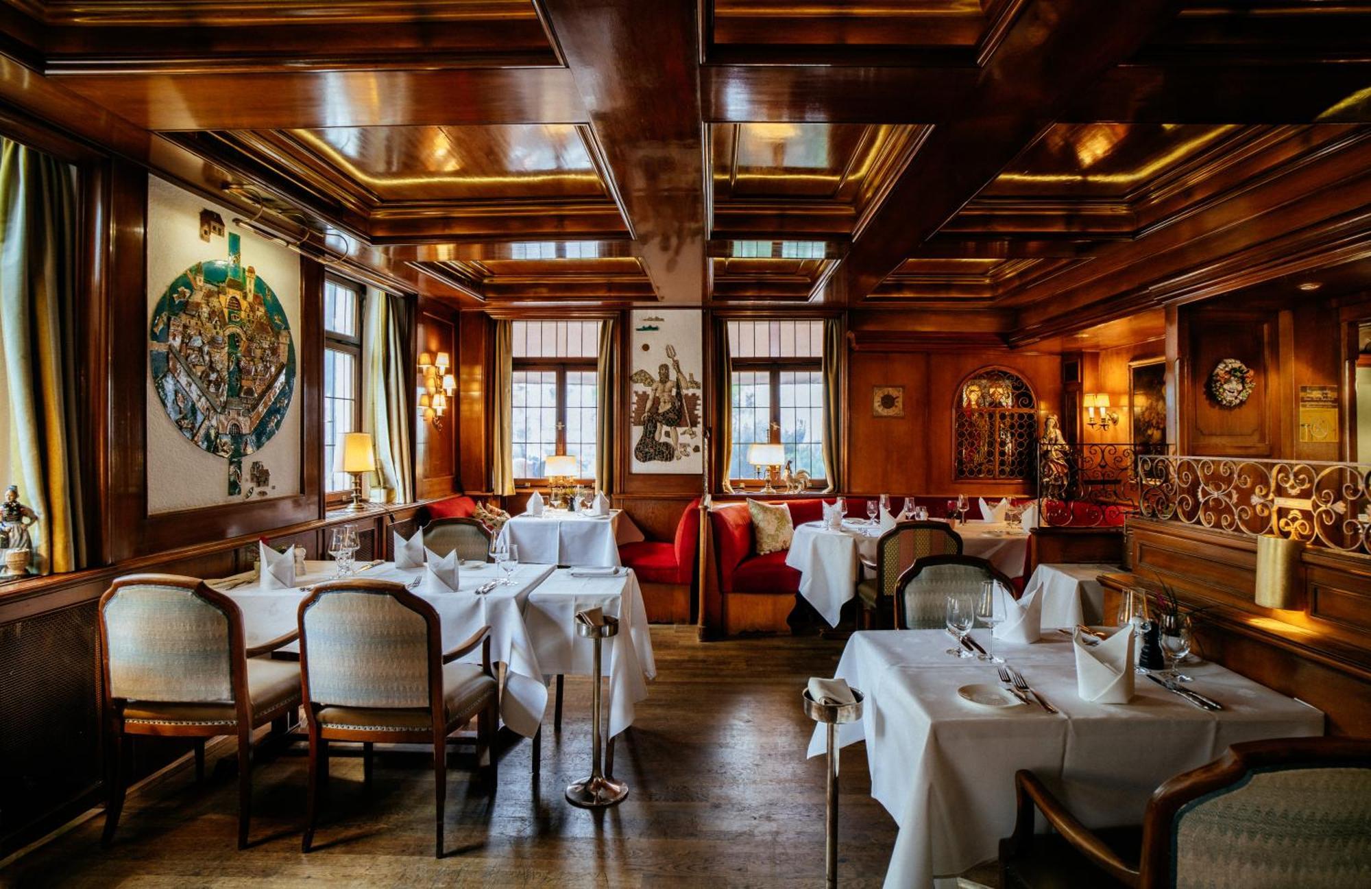 Hotel-Restaurant Erbprinz Эттлинген Экстерьер фото