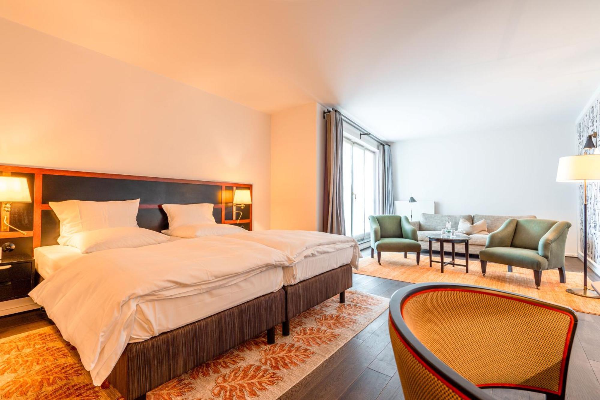 Hotel-Restaurant Erbprinz Эттлинген Экстерьер фото
